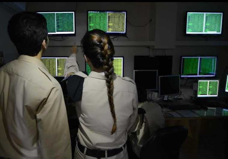 KI-getriebene Cyberkonflikte: Technische Realität autonomer Angriffs- und Verteidigungssysteme